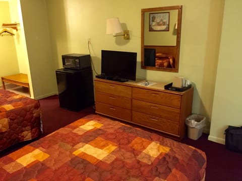 Double Room, 2 Double Beds, Non Smoking | Free WiFi, bed sheets