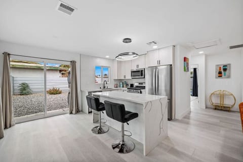 Sip Sip Away! Newly renovated vacation home in Palm Springs, pool, hot tub, mini golf by Rather Be Properties