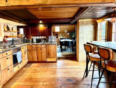 Chalet | Private kitchen | Electric kettle