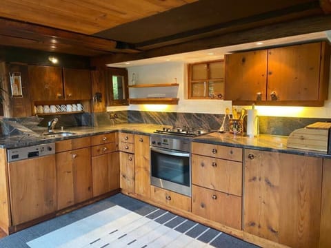 Chalet | Private kitchen | Electric kettle