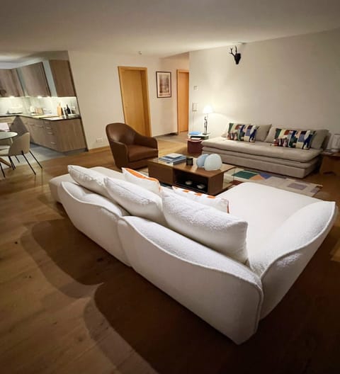 Apartment | Living room