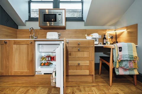 Traditional Suite | Premium bedding, in-room safe, individually decorated