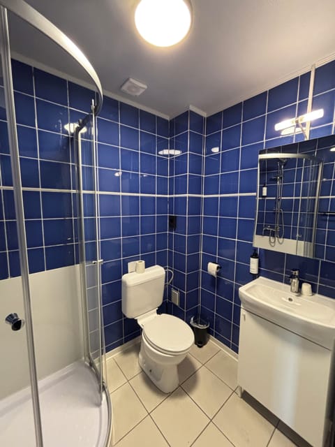 Comfort Double Room, Private Bathroom, City View | Individually decorated, individually furnished, laptop workspace