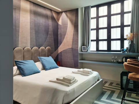 Standard Double Room | Down comforters, minibar, soundproofing, iron/ironing board