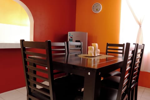 Basic House, Patio | Private kitchen