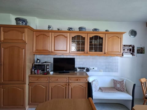 Apartment | Private kitchen | Electric kettle