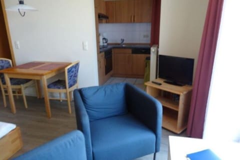 Apartment | Private kitchen | Electric kettle, toaster, highchair