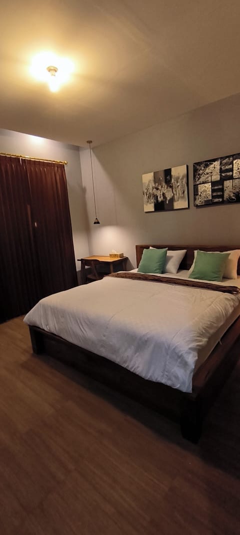 Comfort Double Room, Garden View | Desk, laptop workspace, free WiFi