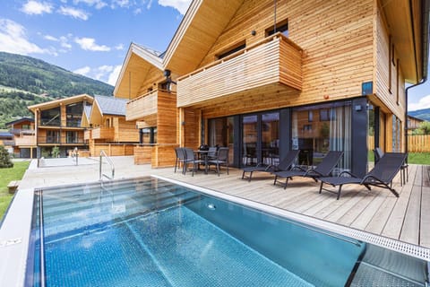 Holiday Home Swimming Pool