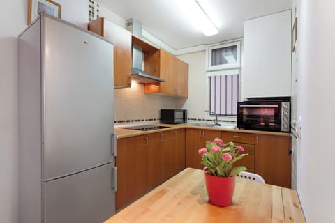 Apartment, 1 Bedroom, Balcony, Ocean View | Private kitchen | Electric kettle, toaster