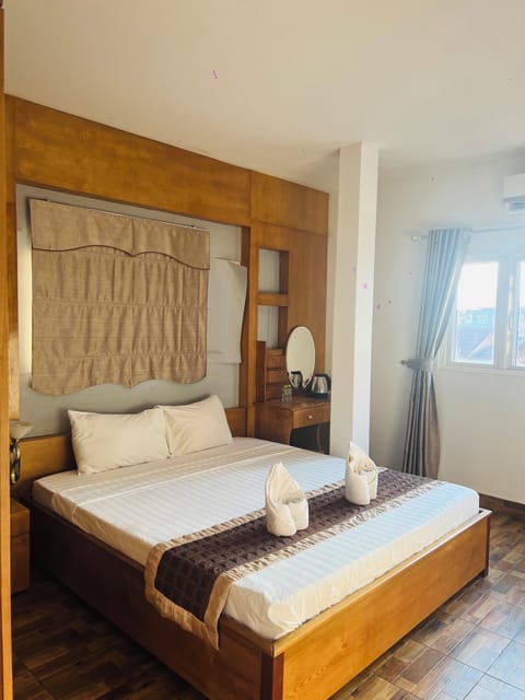 Deluxe Double Room, Balcony, City View | In-room safe, free WiFi