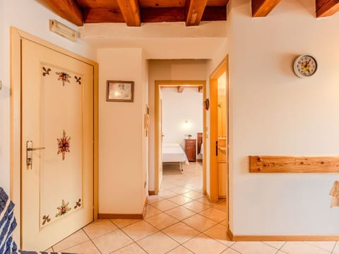 Furniture, Outdoor Furniture, Chair, Garden, Flowerpot, Patio, Outdoor Table, Estate, Houseplant, Landscaping