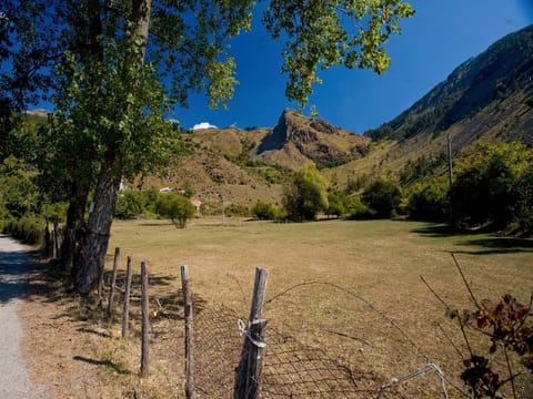 Surroundings [summer] (1-5 km)