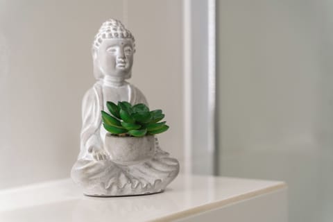 1 bedroom, iron/ironing board, cribs/infant beds, free WiFi