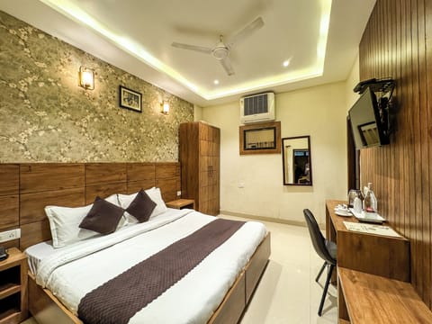 Deluxe Double Room | Free WiFi