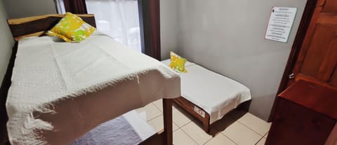 Shared Dormitory, Men only | Iron/ironing board, free WiFi