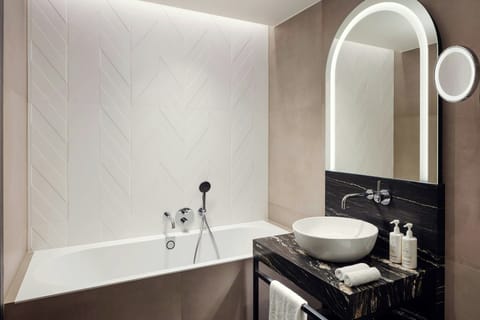 Free toiletries, hair dryer