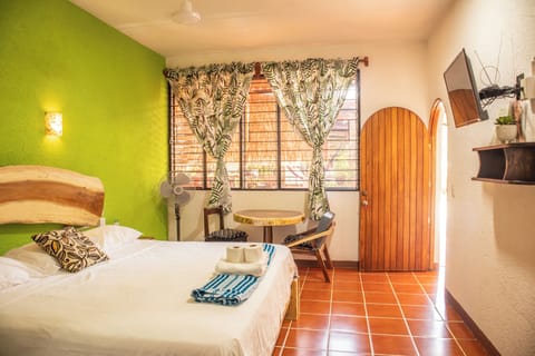 Desk, laptop workspace, free WiFi, bed sheets