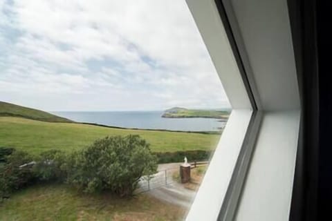 8940acbc c617 412b aa74 8574f1083fed