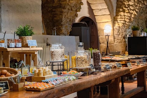 Daily buffet breakfast (EUR 20 per person)