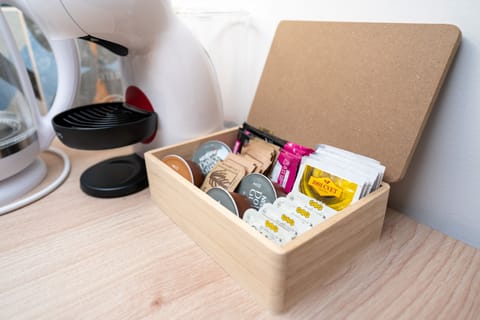 City Duplex, 2 Bedrooms, City View | Private kitchen | Electric kettle, toaster