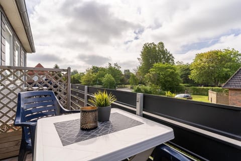 Classic Apartment, 2 Bedrooms | Balcony