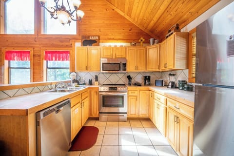 Nicoha's fully-equipped kitchen