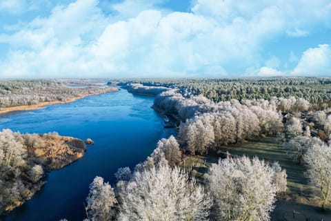 Immediate Surroundings [summer] (<1 km)