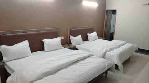 Family Room, City View | Free WiFi, bed sheets