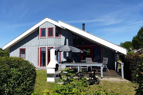 Holiday Home Exterior [summer]