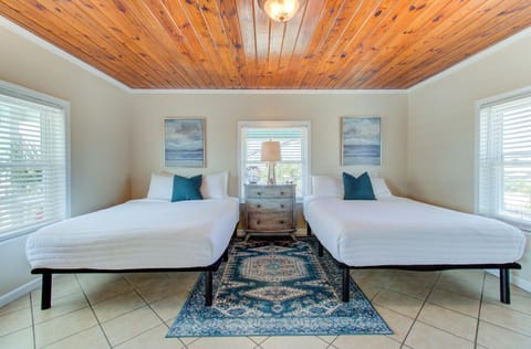 Deluxe Room, 2 Queen Beds, Ocean View | Individually decorated, free WiFi, bed sheets