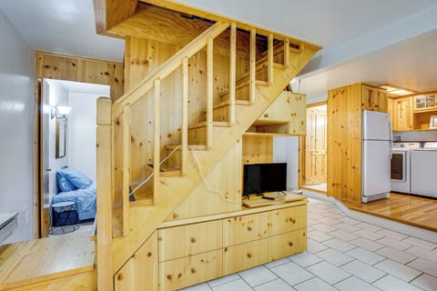 House (1 Bedroom) | Interior