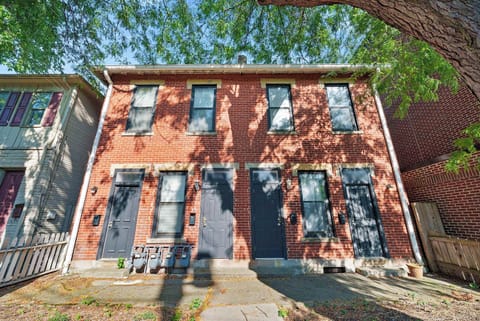 Welcome to The Luxe Pearl Residencies 872!