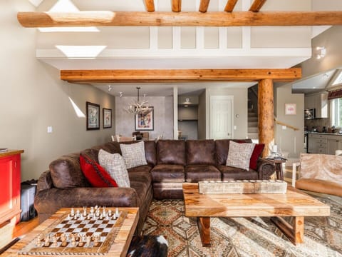 Architecture, Building, Furniture, Indoors, Living Room