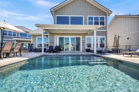 Welcome to Village Oasis!