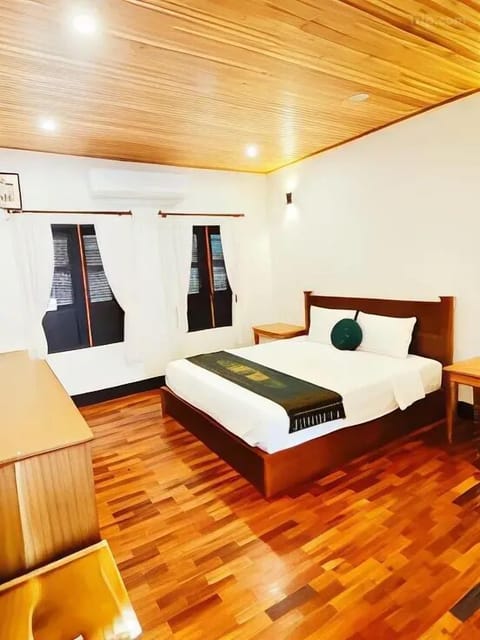 Deluxe Double Room | Desk, laptop workspace, free WiFi