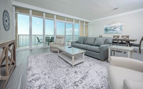 Phoenix Gulf Towers 2606, Tower Two, Orange Beach, Alabama, beach front, 2 bedroom condominium on the 26th floor