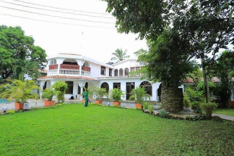 Comfort Apartment, Balcony, Courtyard View | Courtyard view