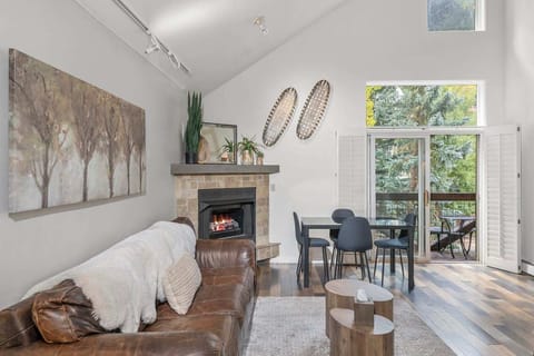 Living Room - So Cozy