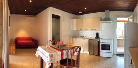 Apartment, 1 Bedroom, Sea View (A Rossa 2) | Private kitchen | Full-size fridge, microwave, oven, stovetop