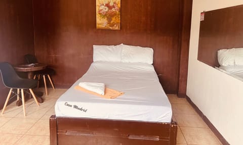 Standard Double Room | Laptop workspace, soundproofing, free WiFi, bed sheets