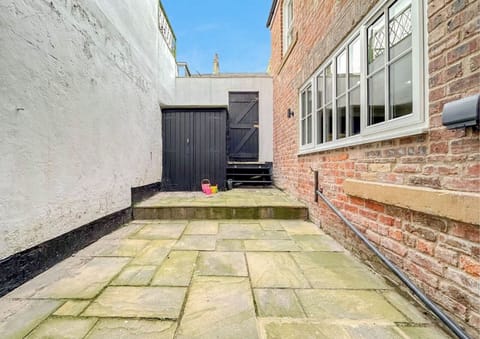 House | Property grounds