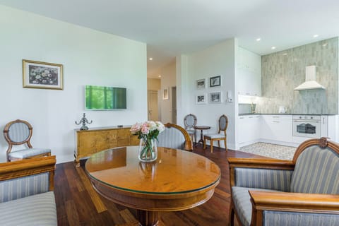 Apartment, Balcony | Living room | Flat-screen TV