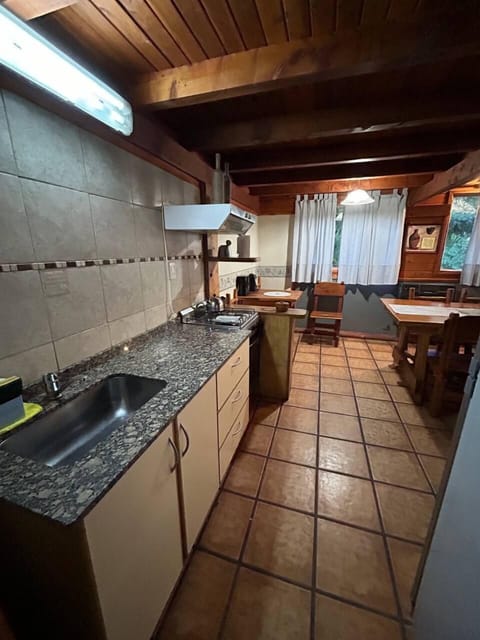 Cabin, Garden View | Private kitchen | Microwave, oven, cookware/dishes/utensils