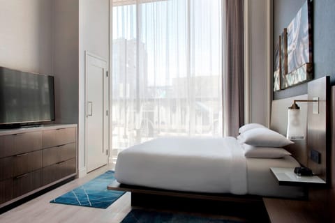 Suite, 1 Bedroom | Premium bedding, in-room safe, desk, laptop workspace