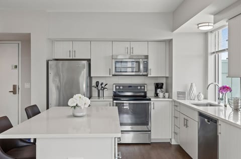 Superior Apartment, Kitchen | Private kitchen