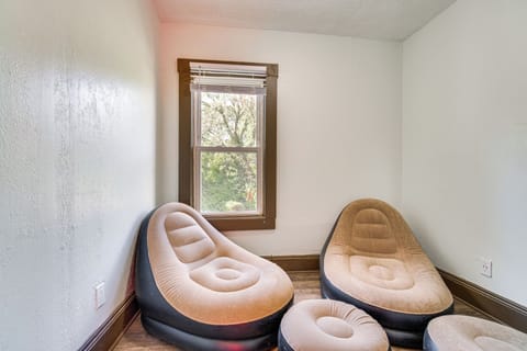 Sitting Area | 2nd Floor