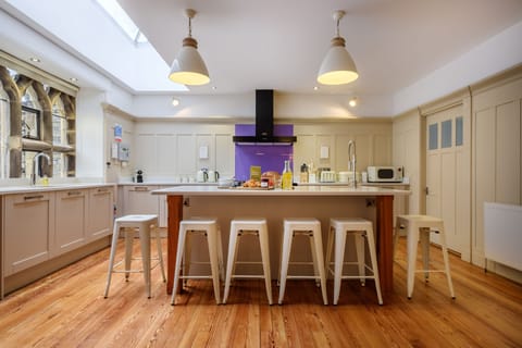 Oakland West Kitchen Diner