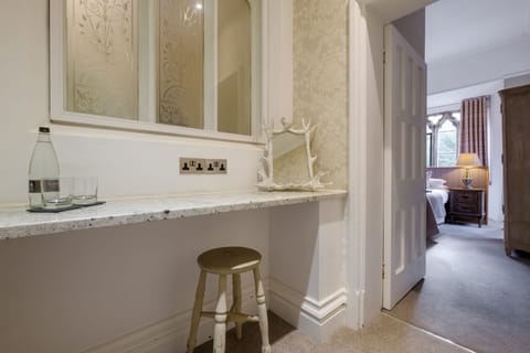 Oakland West Bedroom 1