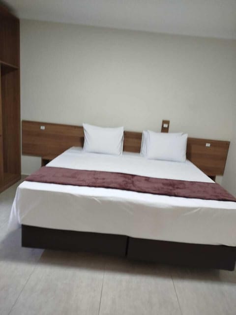 Comfort Double or Twin Room, 1 King Bed | Minibar, desk, laptop workspace, free WiFi